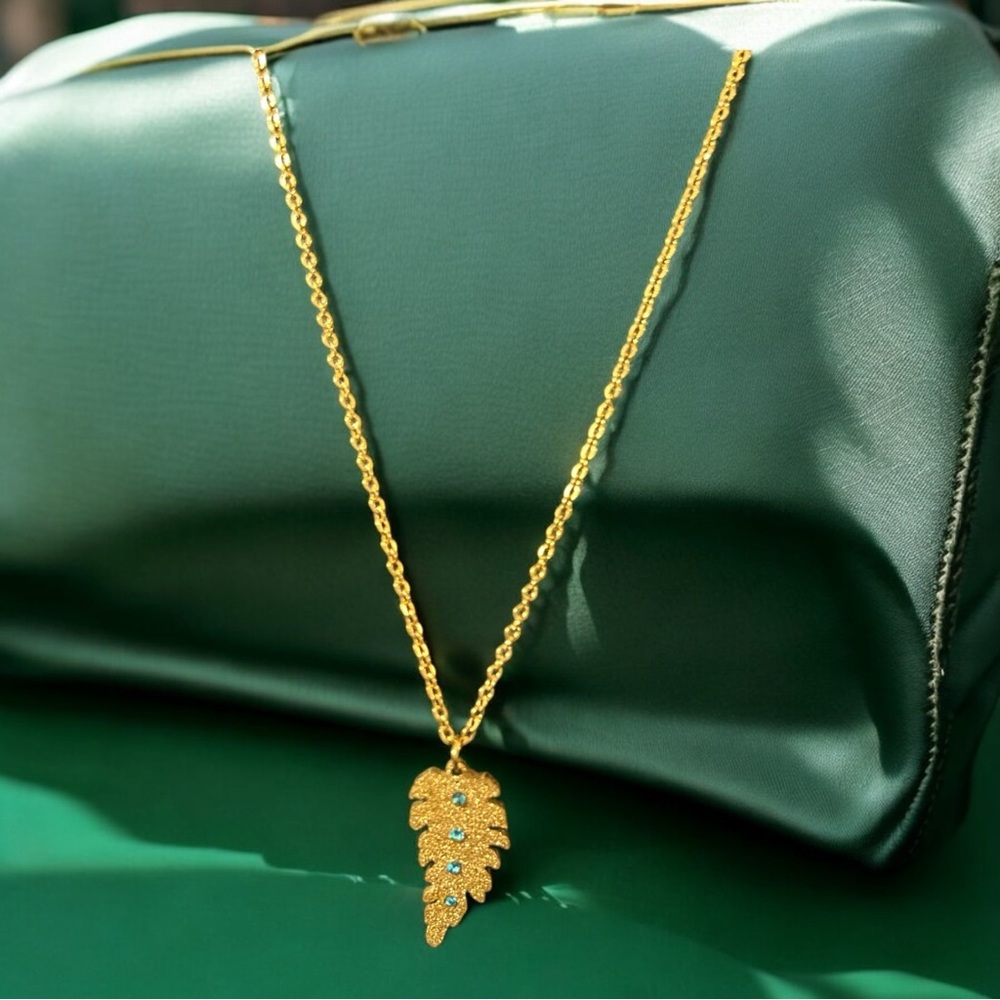 Gold Plated Feather Necklace, Vintage Pendant Necklace Gift